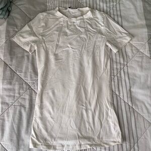 Aritzia The Group Short Sleeve T-Shirt